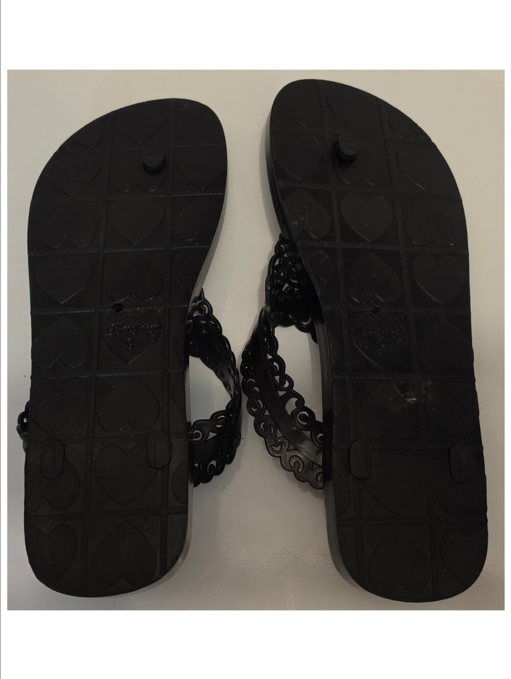 Brighton Womens Sz 9 Black Scroll Medallion EUC thongs sandals jelly flip-flops - Picture 7 of 7